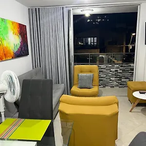  Apartamento Amoblado Molinos Colombia